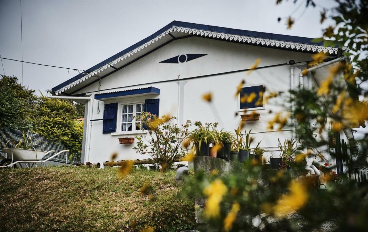 Bed and Breakfast Le P'Ti Blanc Des "O" Salazie Exterior foto